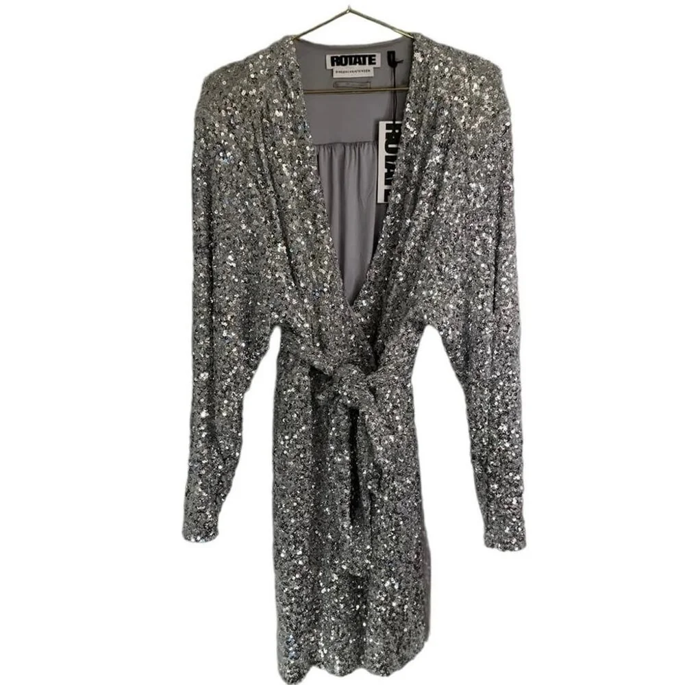 NWT ROTATE Samantha Sequin Wrap Dress sz 6 - Picture 5 of 7